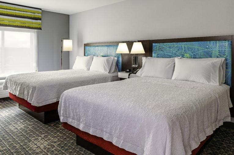Hampton Inn By Hilton St Louis Airport Woodson Terrace Extérieur photo