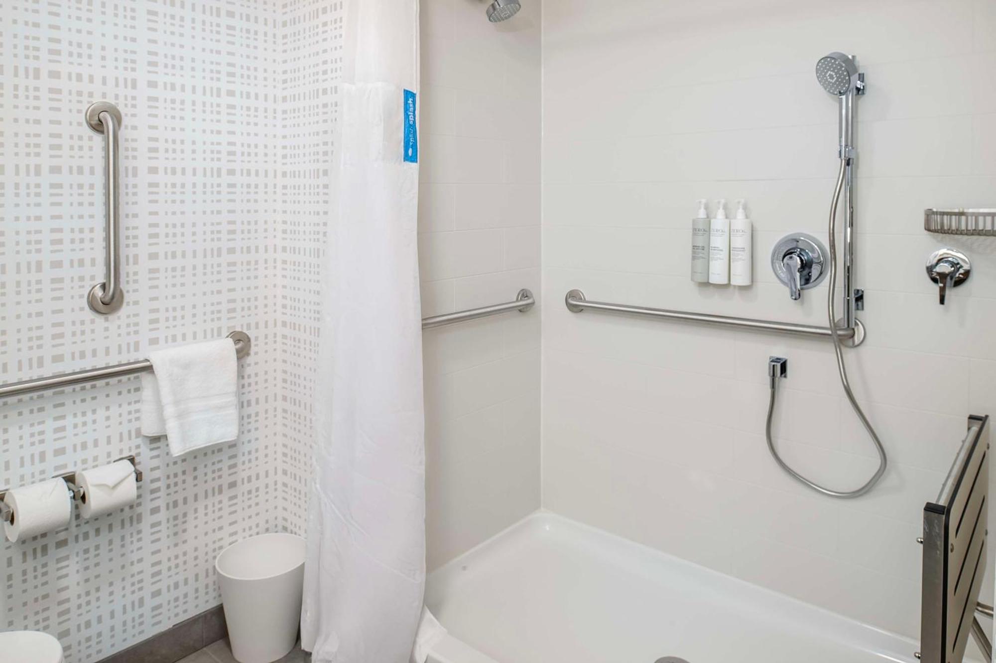 Hampton Inn By Hilton St Louis Airport Woodson Terrace Extérieur photo