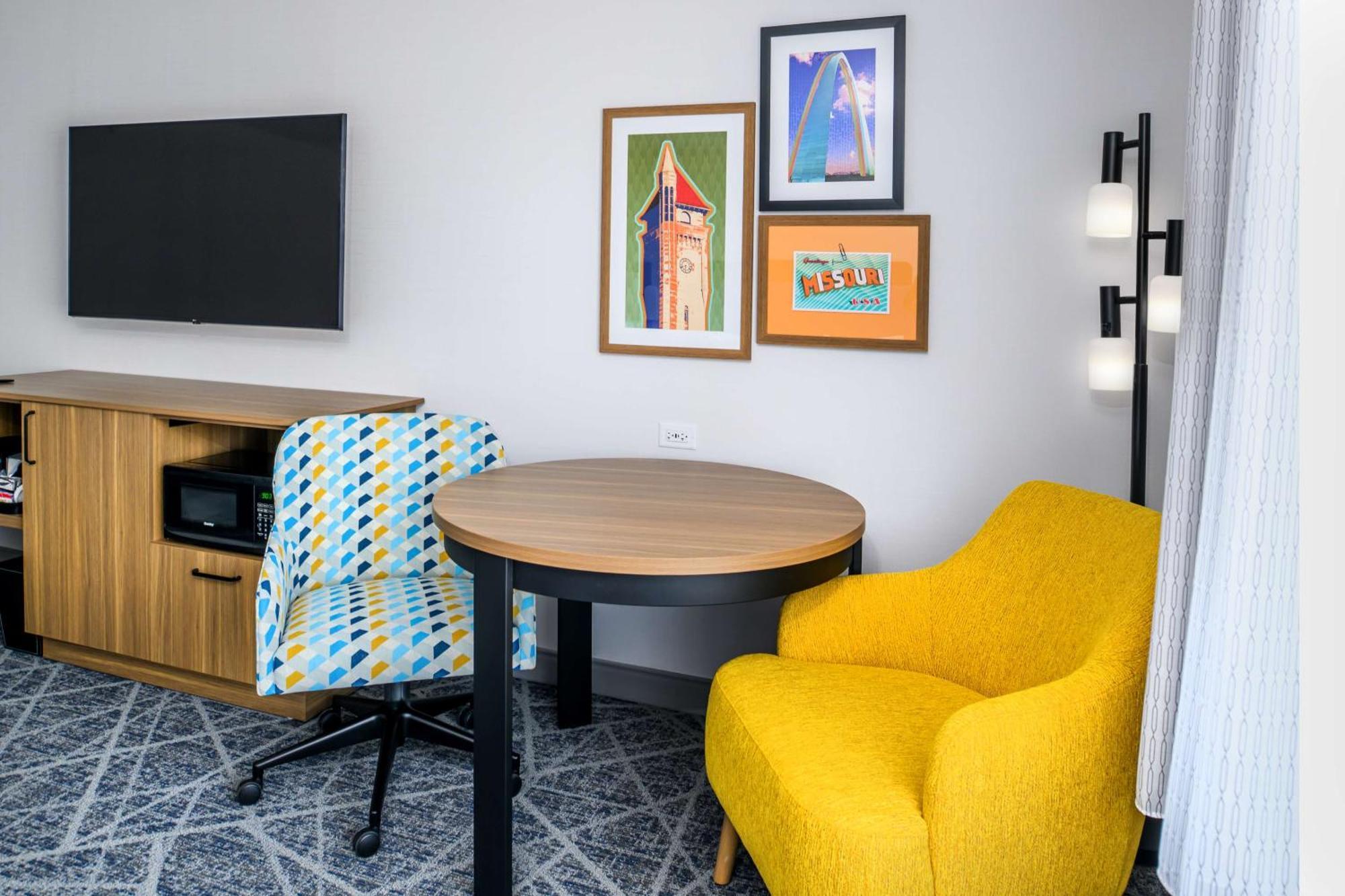 Hampton Inn By Hilton St Louis Airport Woodson Terrace Extérieur photo