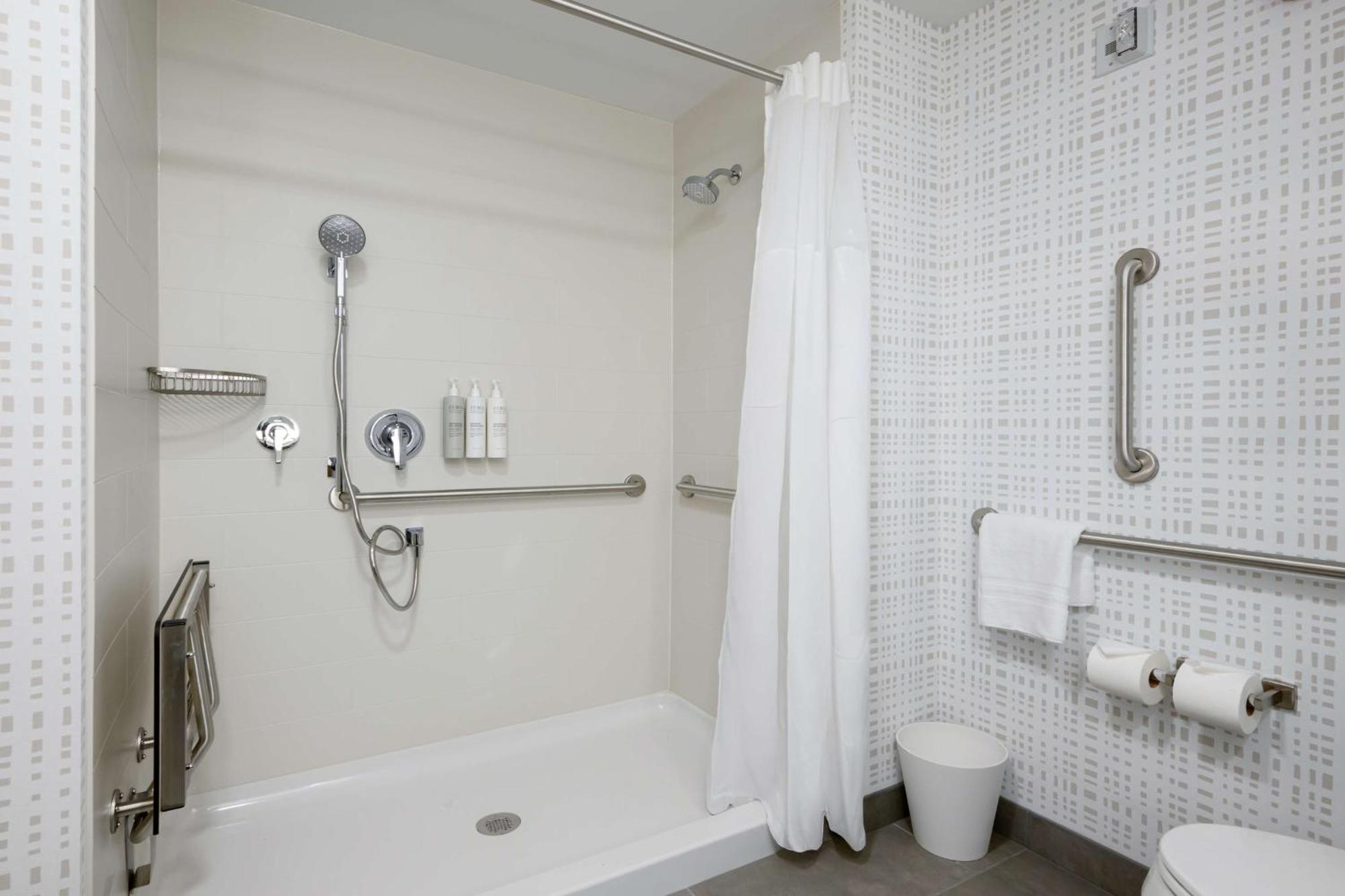 Hampton Inn By Hilton St Louis Airport Woodson Terrace Extérieur photo